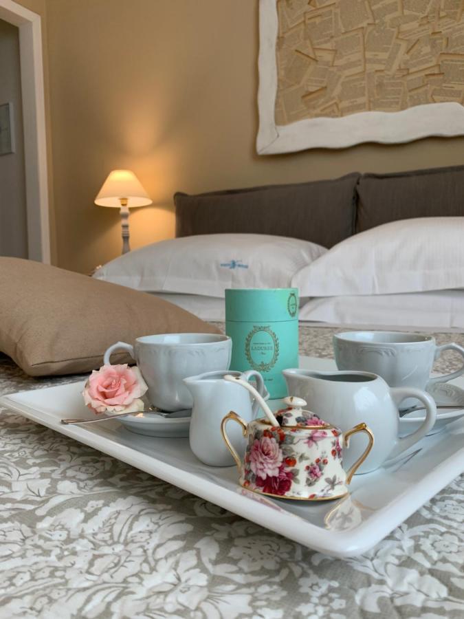White House Luxury Hospitality