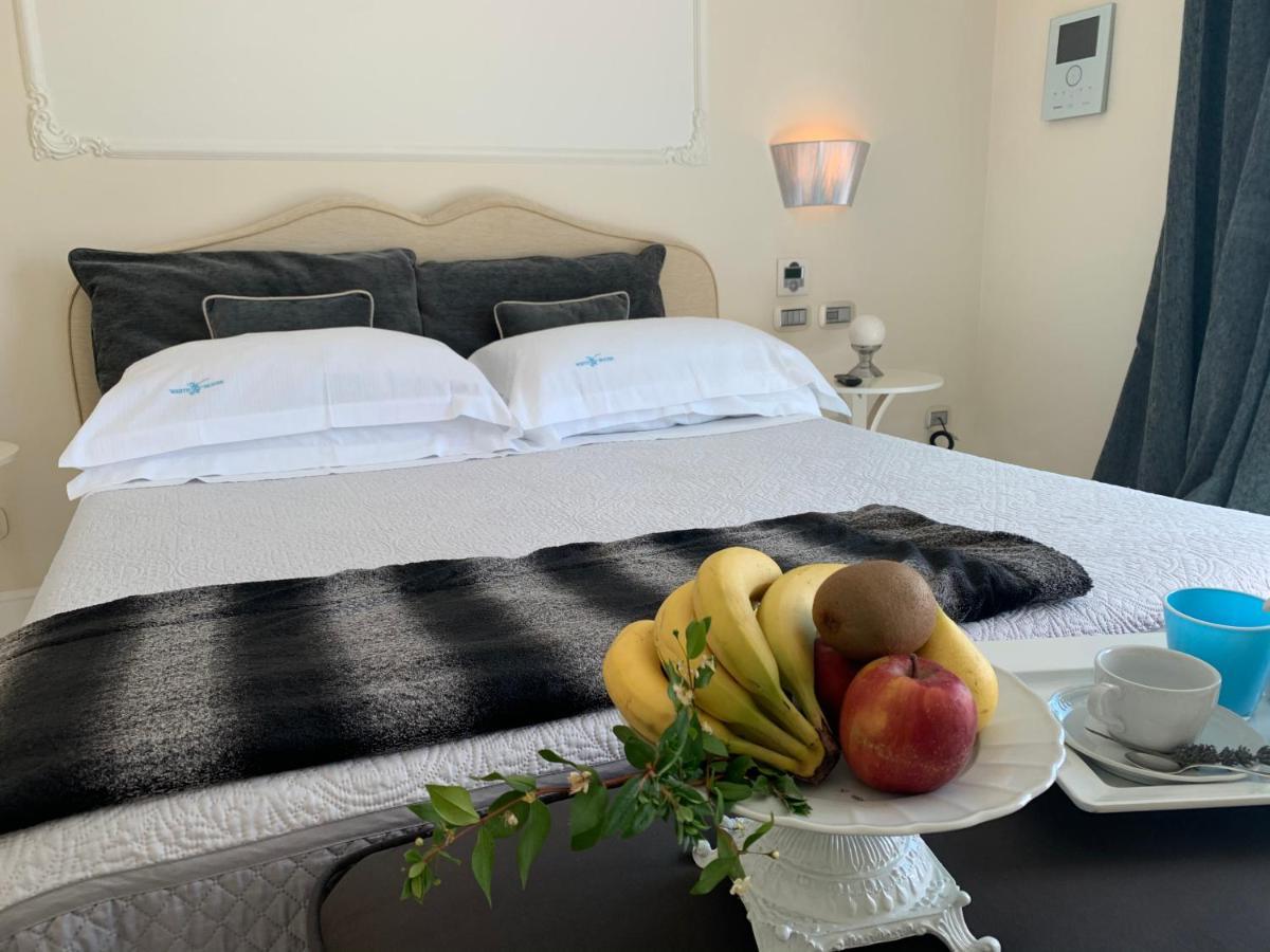 White House Luxury Hospitality 2* Olbia