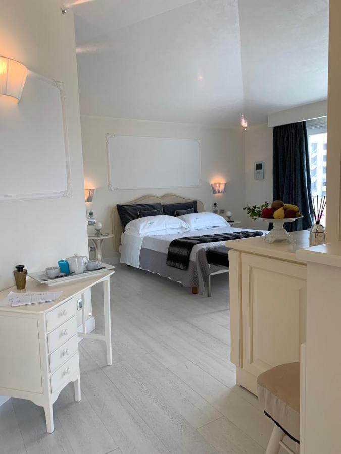 White House Luxury Hospitality