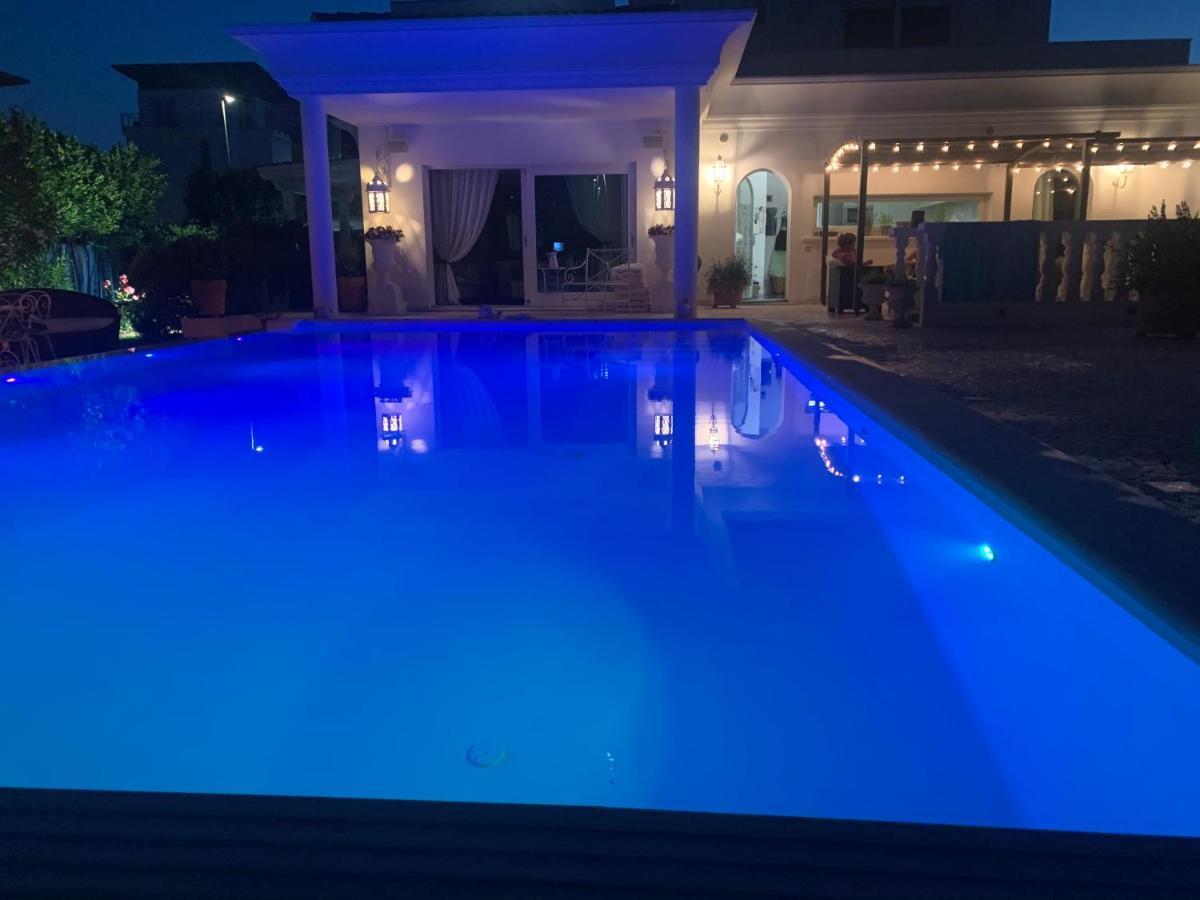 White House Luxury Hospitality 2*