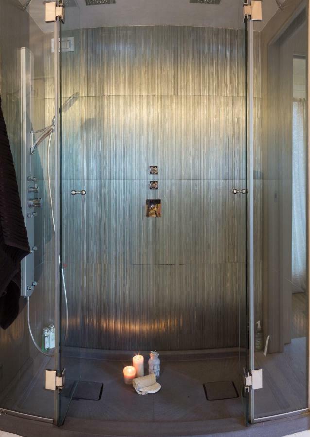 White House Luxury Hospitality 2* Olbia