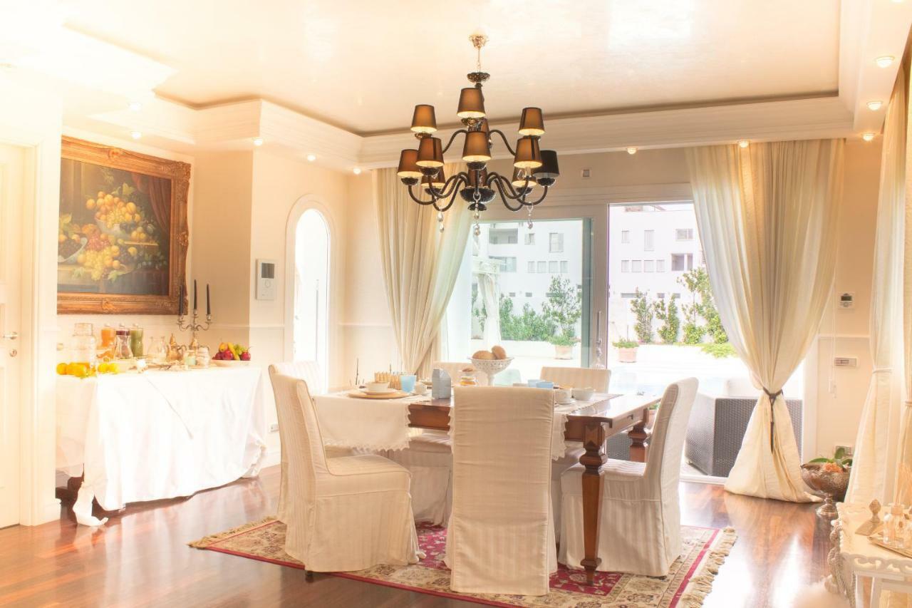 White House Luxury Hospitality 2* Olbia